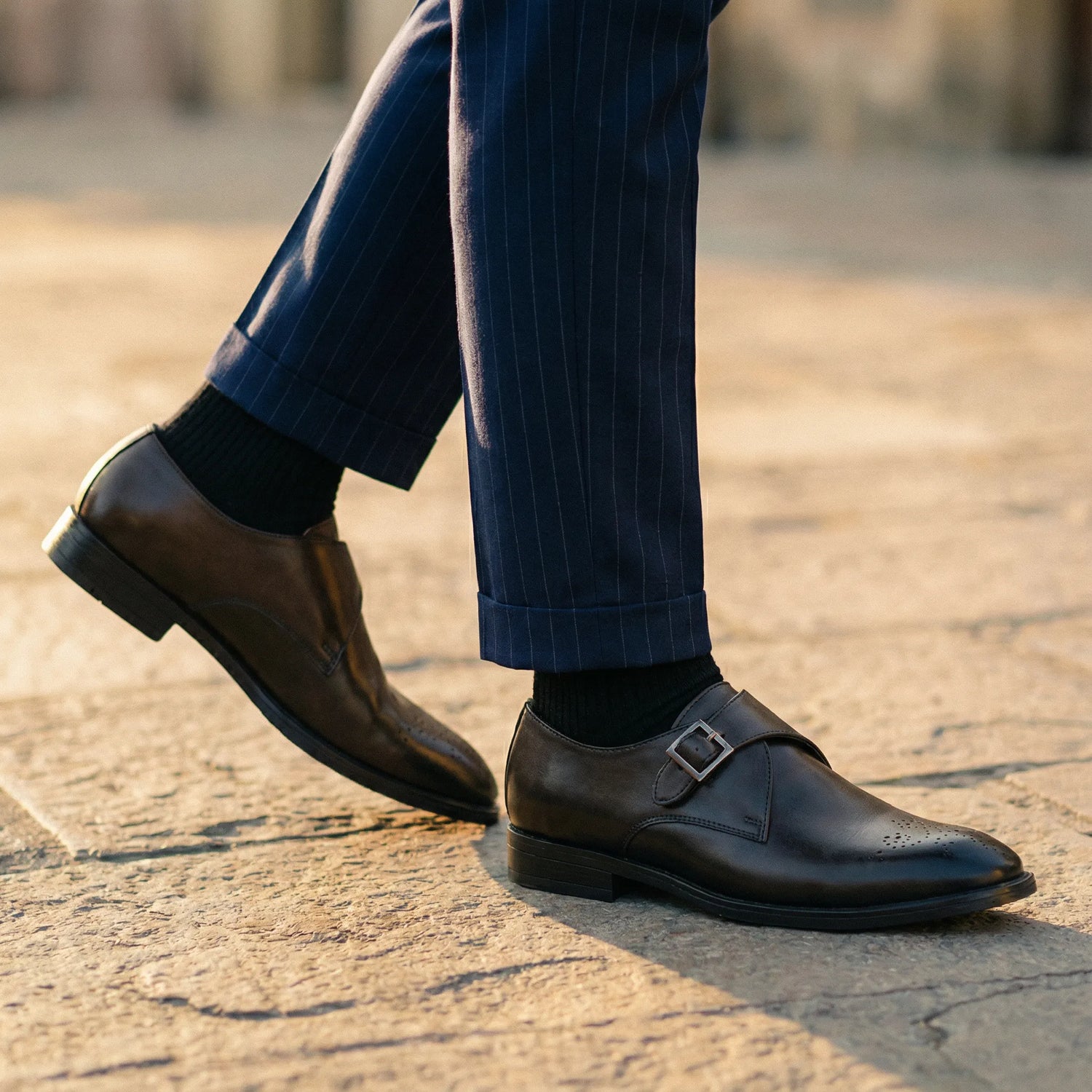 Earl: Single Monk - Shoe - 004 VELVORY