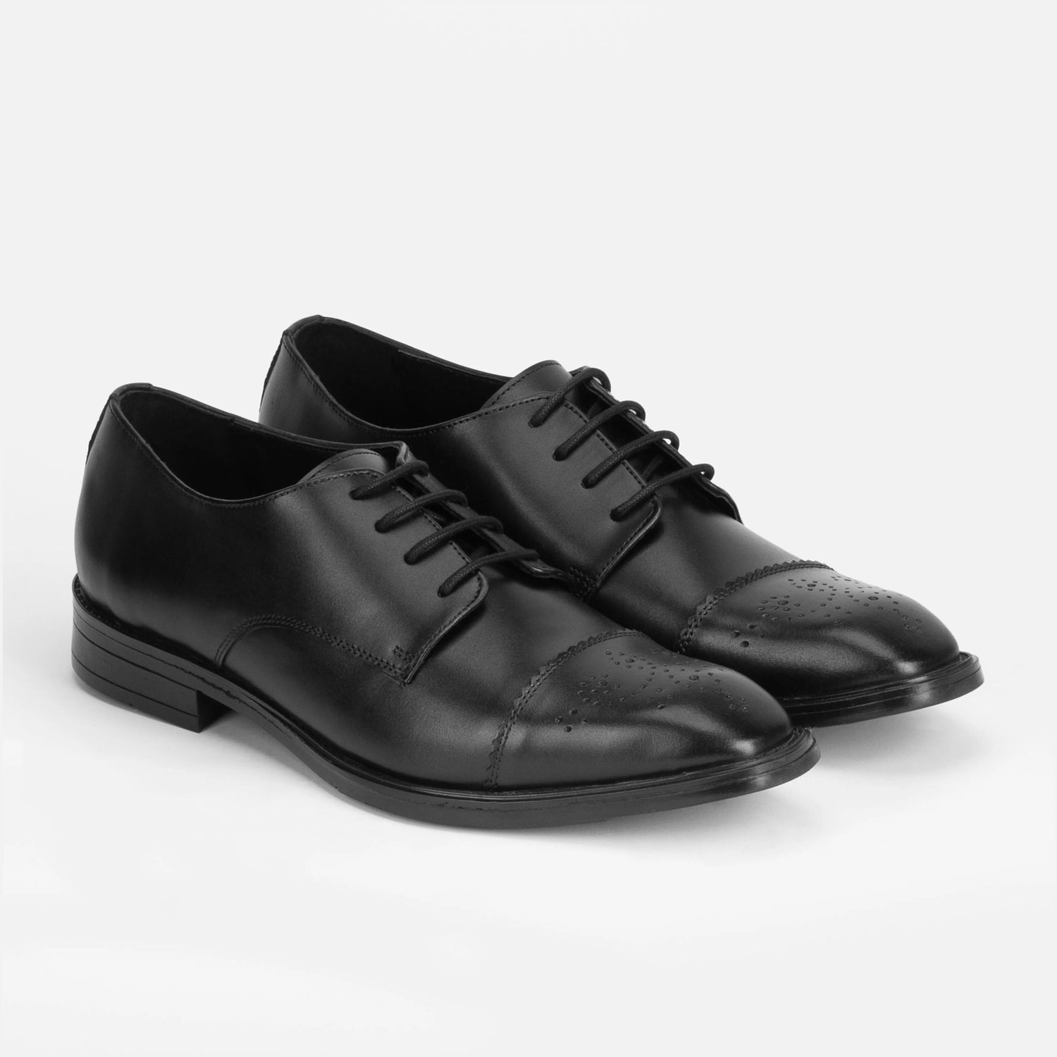 Chamberlain: Cap Toe Derby