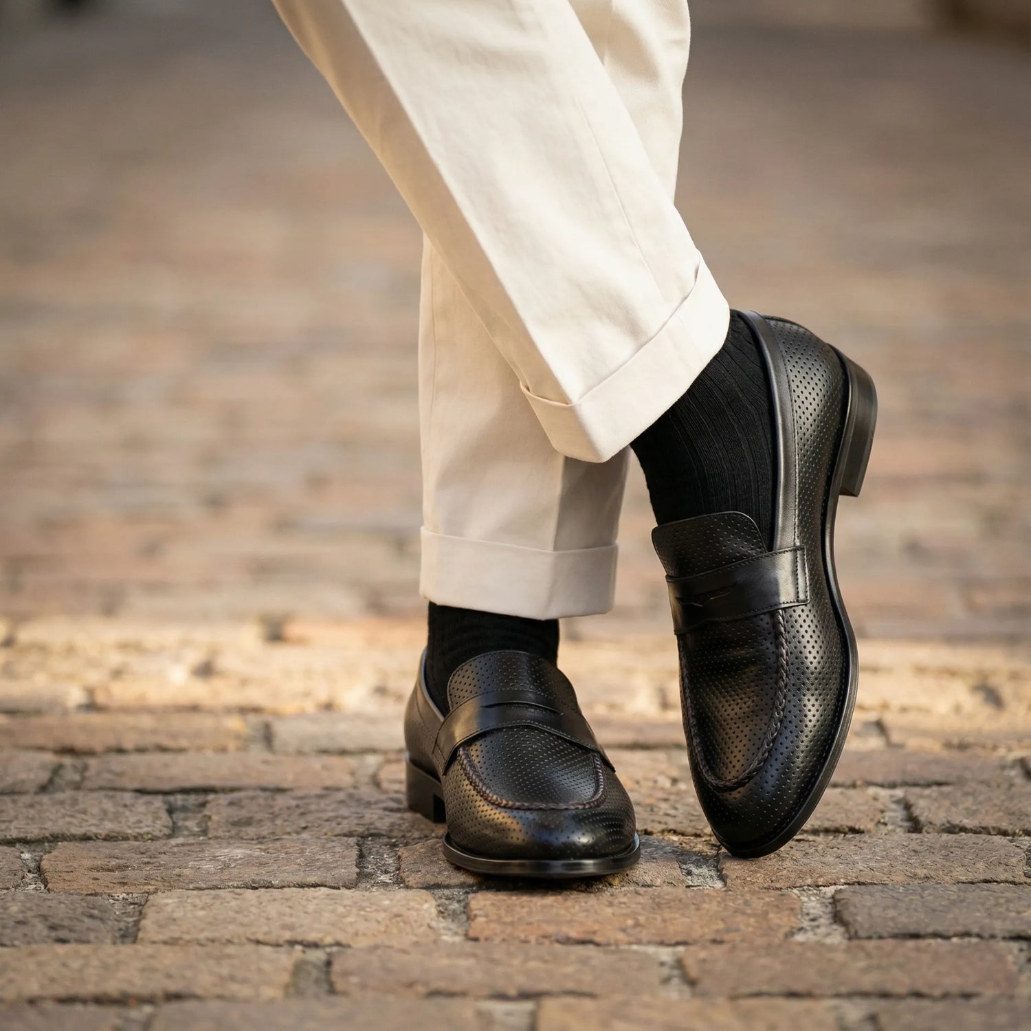 Vivaldi: Dotted Slip-On