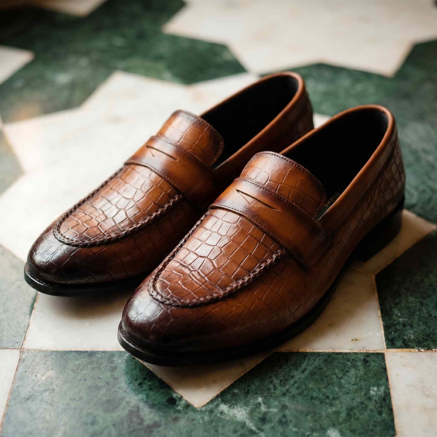 Virtuoso: Croco Slip-on